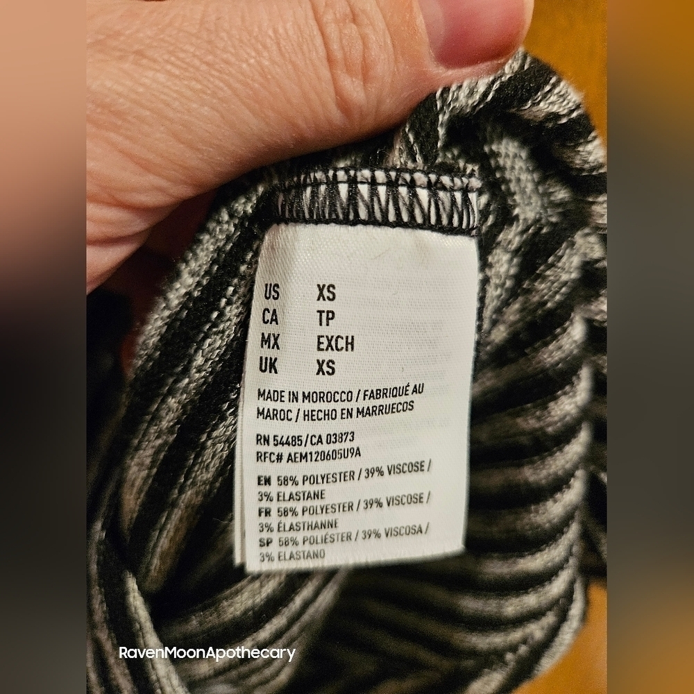 AEO Tank - Picture 4 of 11